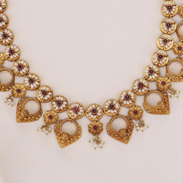 Chic Short Necklace Set