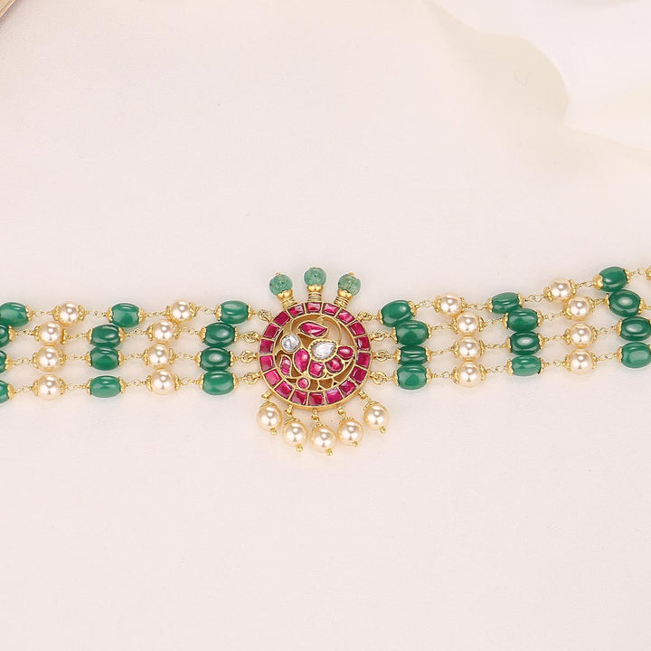 Viashni Kundan Choker
