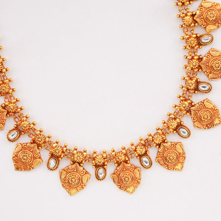 Elegance Short Necklace Set