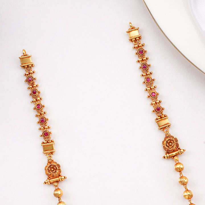 Jeshvitha Long Necklace