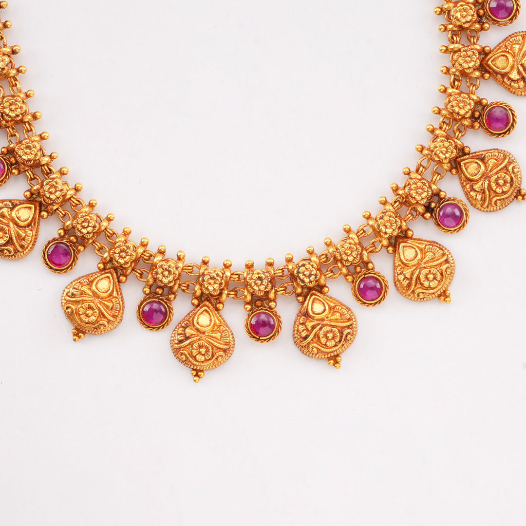 Parikha Short Necklace Set