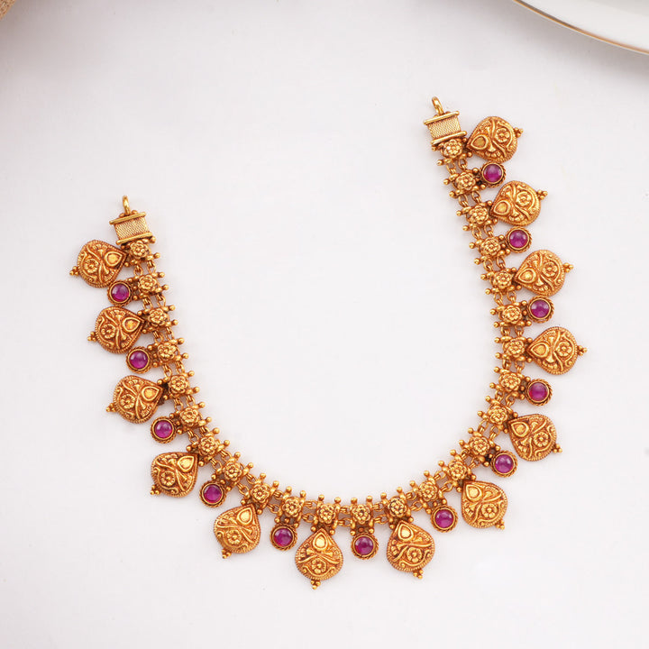 Parikha Short Necklace Set