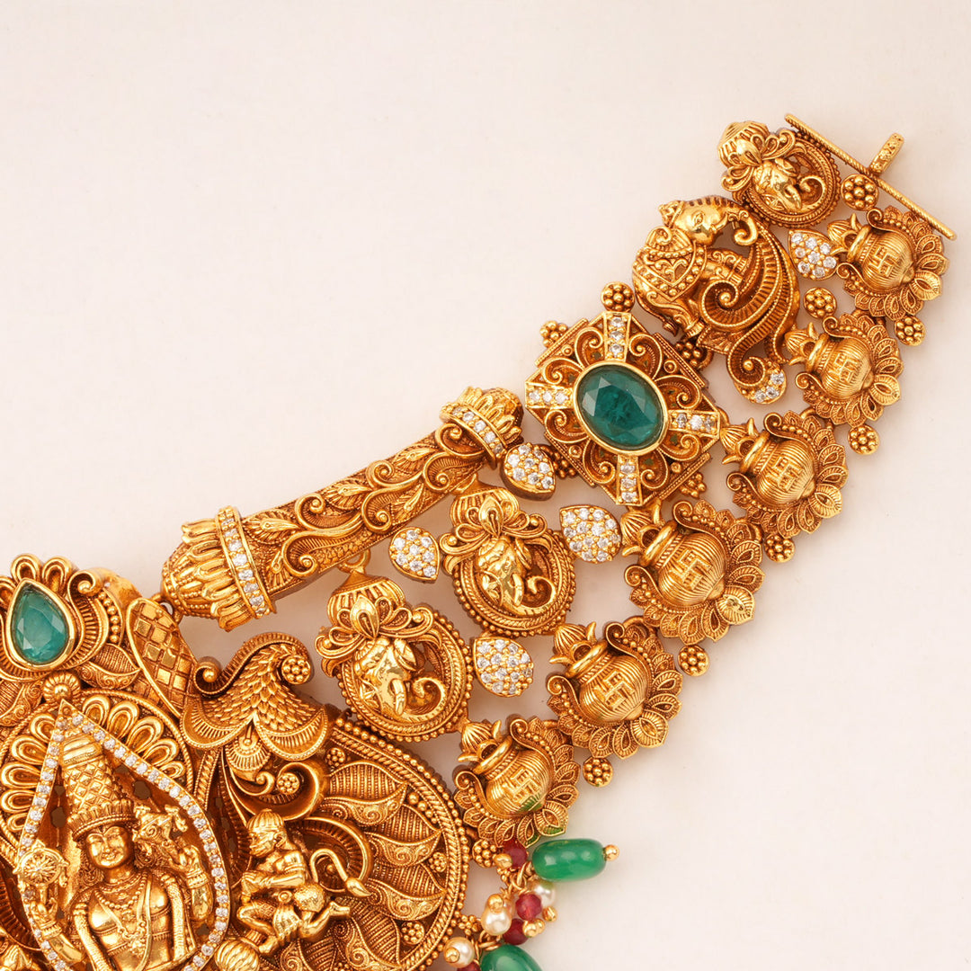 Elegant Nagas Choker