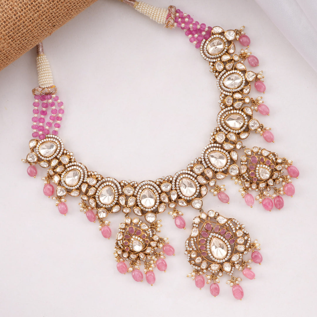 Beautiful Pink Short Necklace Set