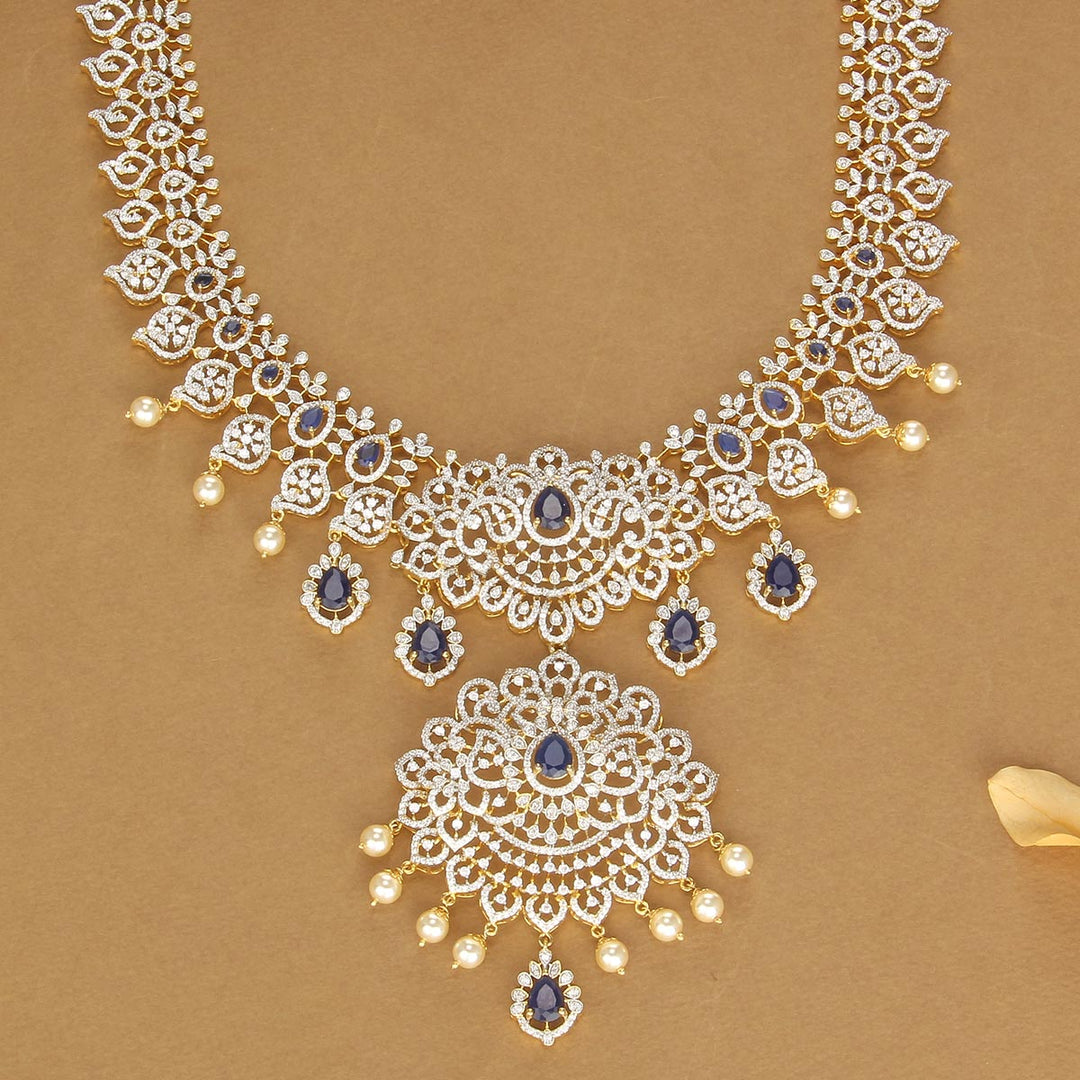 Sparkling Avikam Long Necklace Set