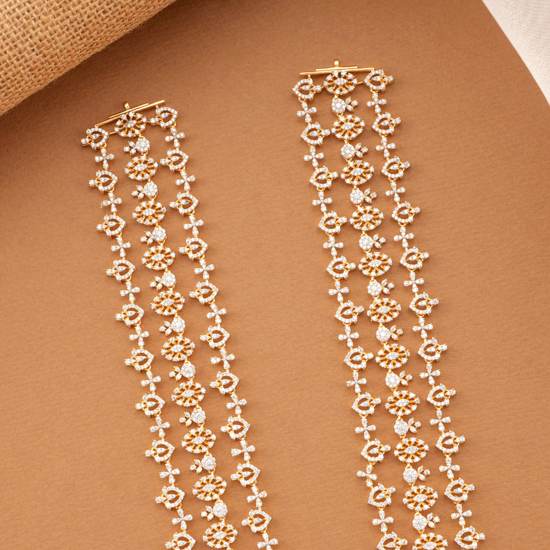 Layer Charm Avikam Long Necklace Set