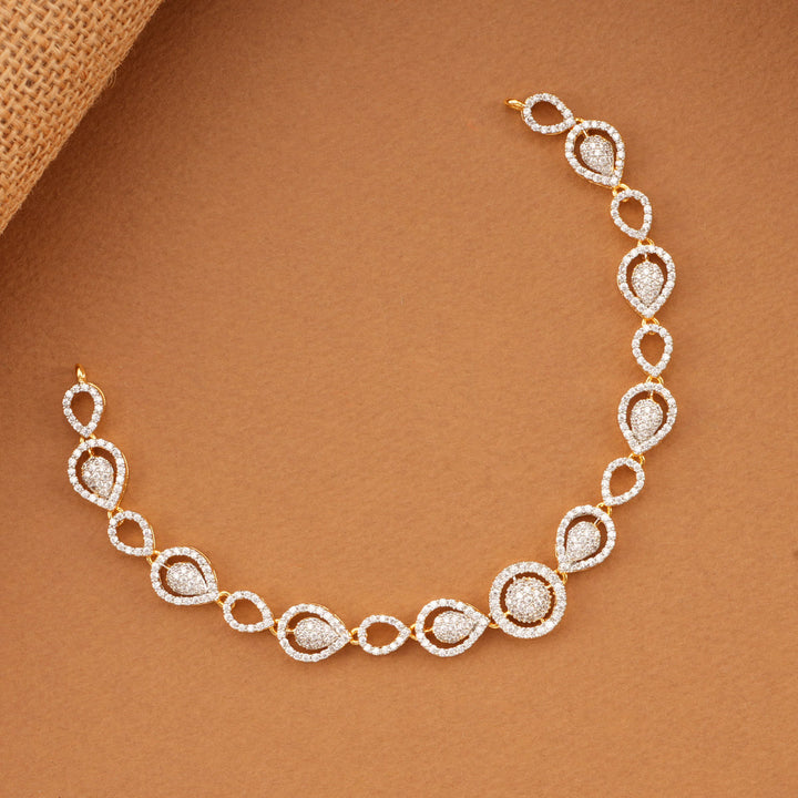 Janani Avikam Short Necklace Set