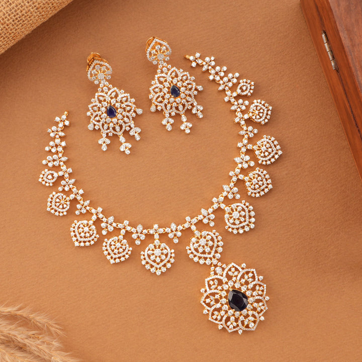 Arunika Avikam Short Necklace Set