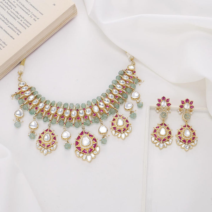 Stylish Choker Set