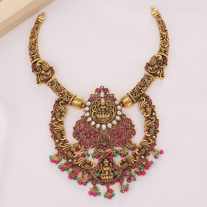 Nazia Nagas Short Necklace