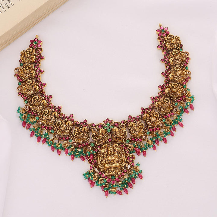 Hanshitha Nagas Short Necklace