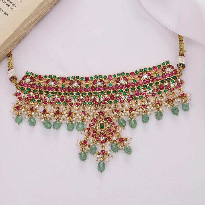 Yuvika Kundan Choker