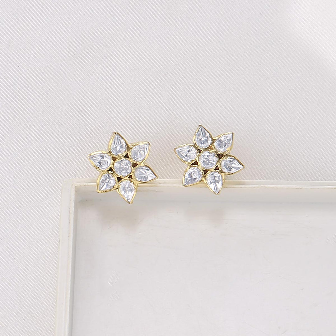 Gleaming Short Necklace Set