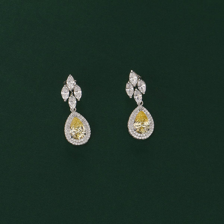 Glitz Short Necklace Set