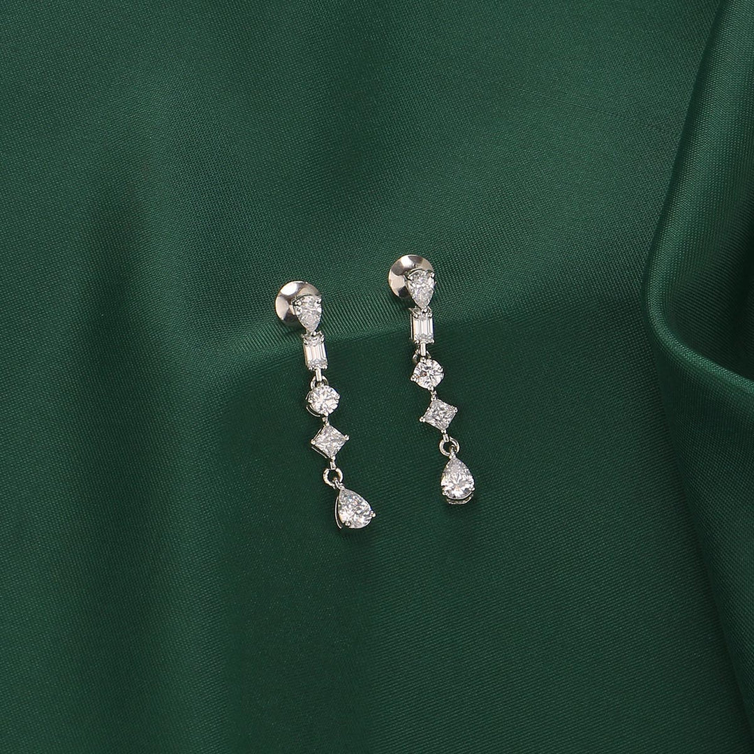 Vinishasri Short Necklace Set