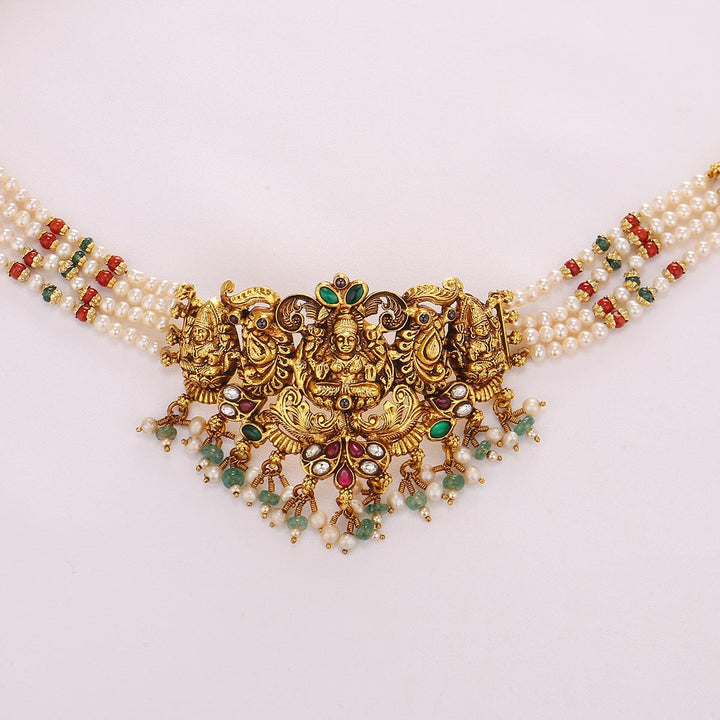 Manjari Nagas Choker