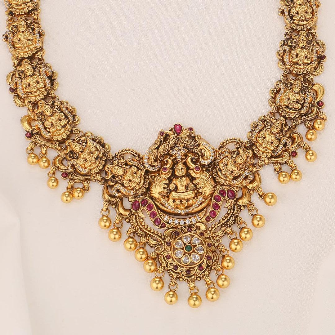 Elegance Nagas Short Necklace
