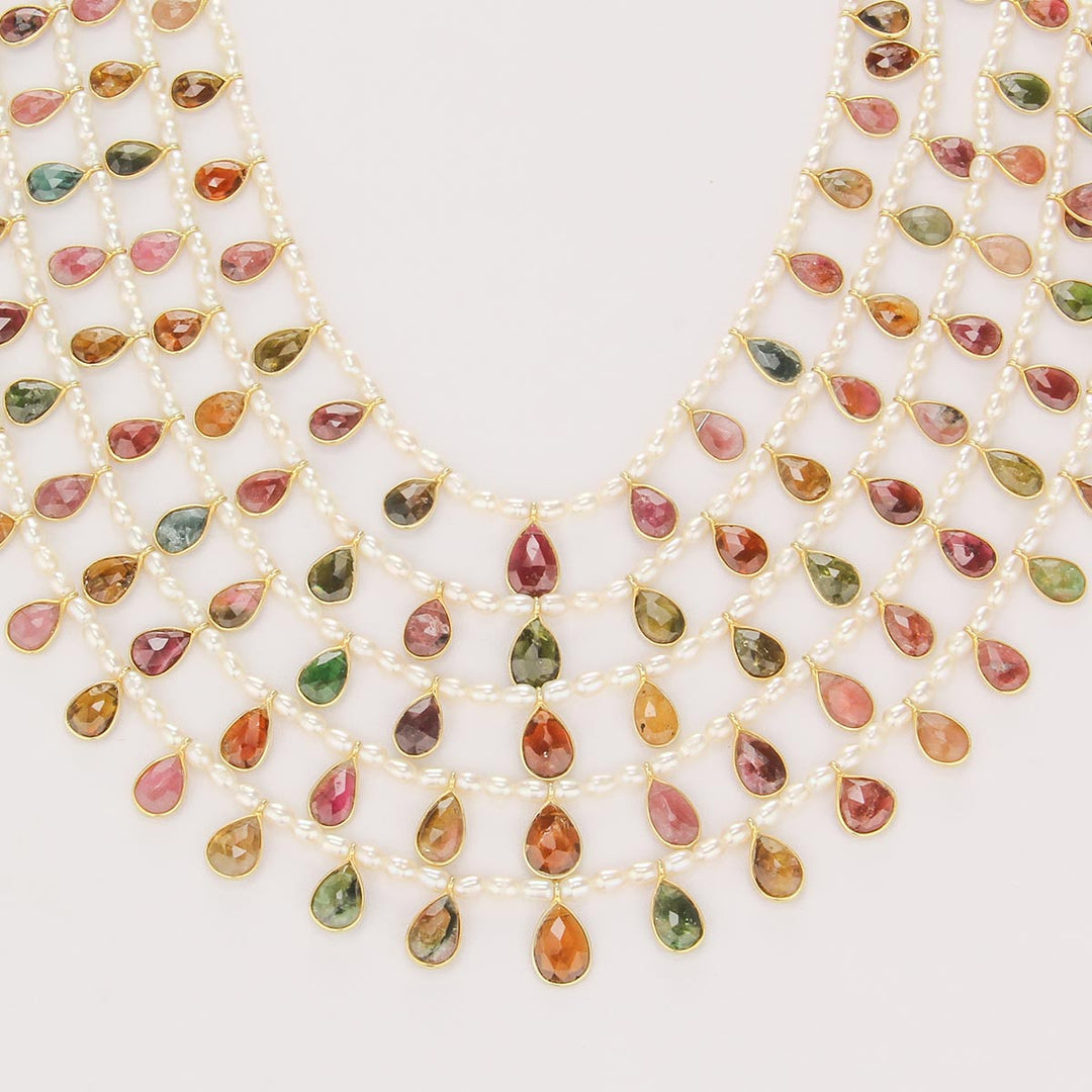 Gleaming Beads Necklace