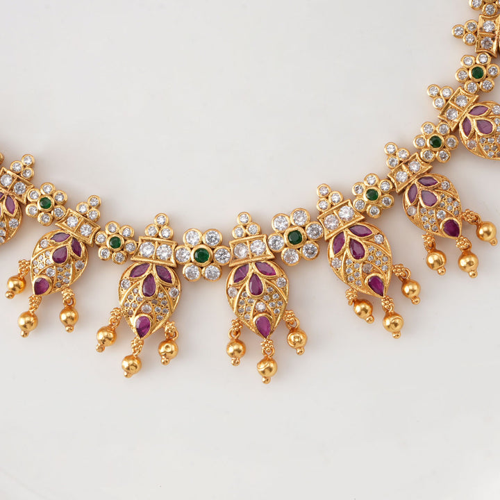 Mahisha Short Necklace