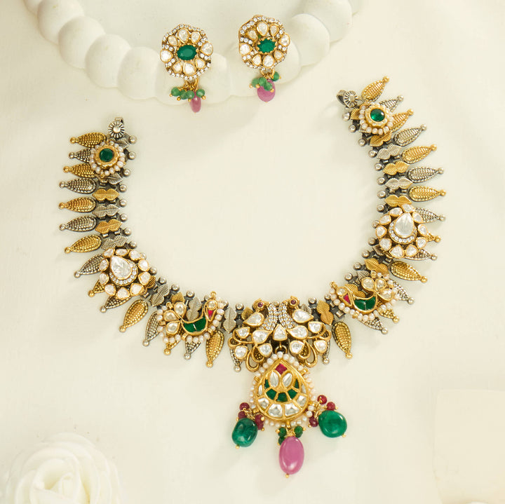 Astraea Short Necklace Set