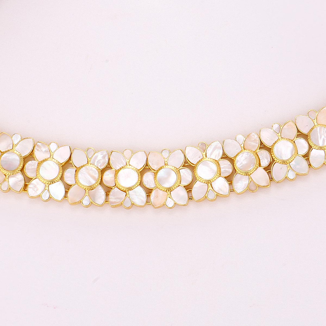 Beautiful Choker Set