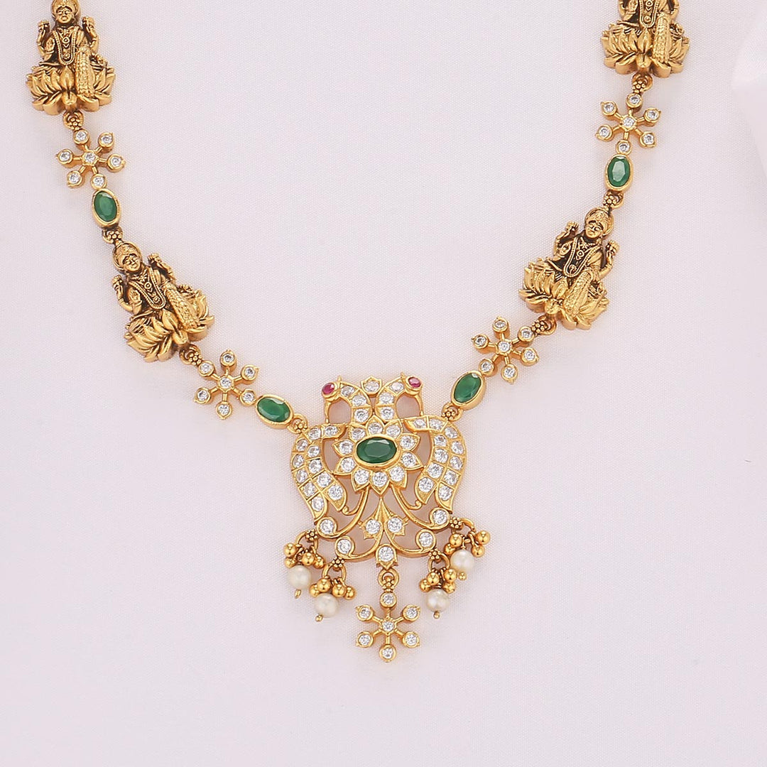 Dhivanka Nagas Short Necklace