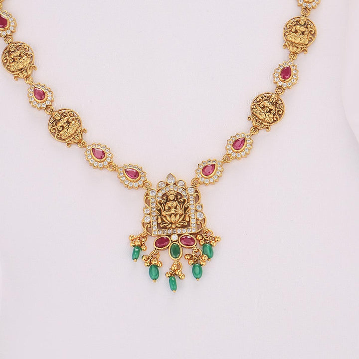 Aisha Nagas Short Necklace