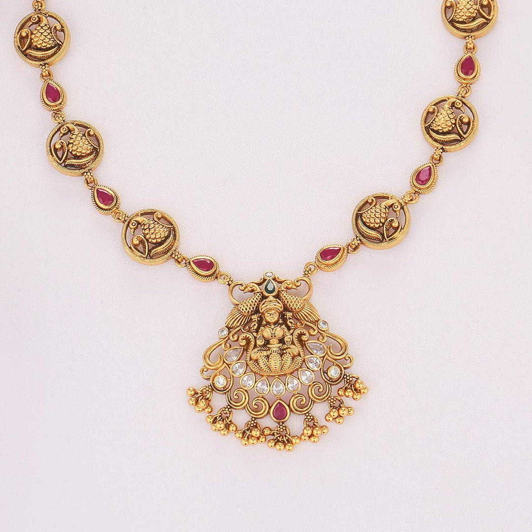 Dipti Nagas Short Necklace