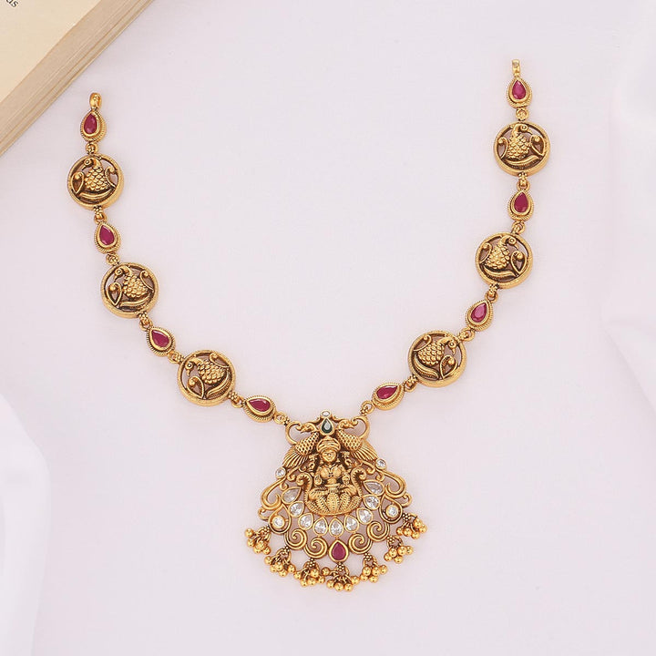 Dipti Nagas Short Necklace