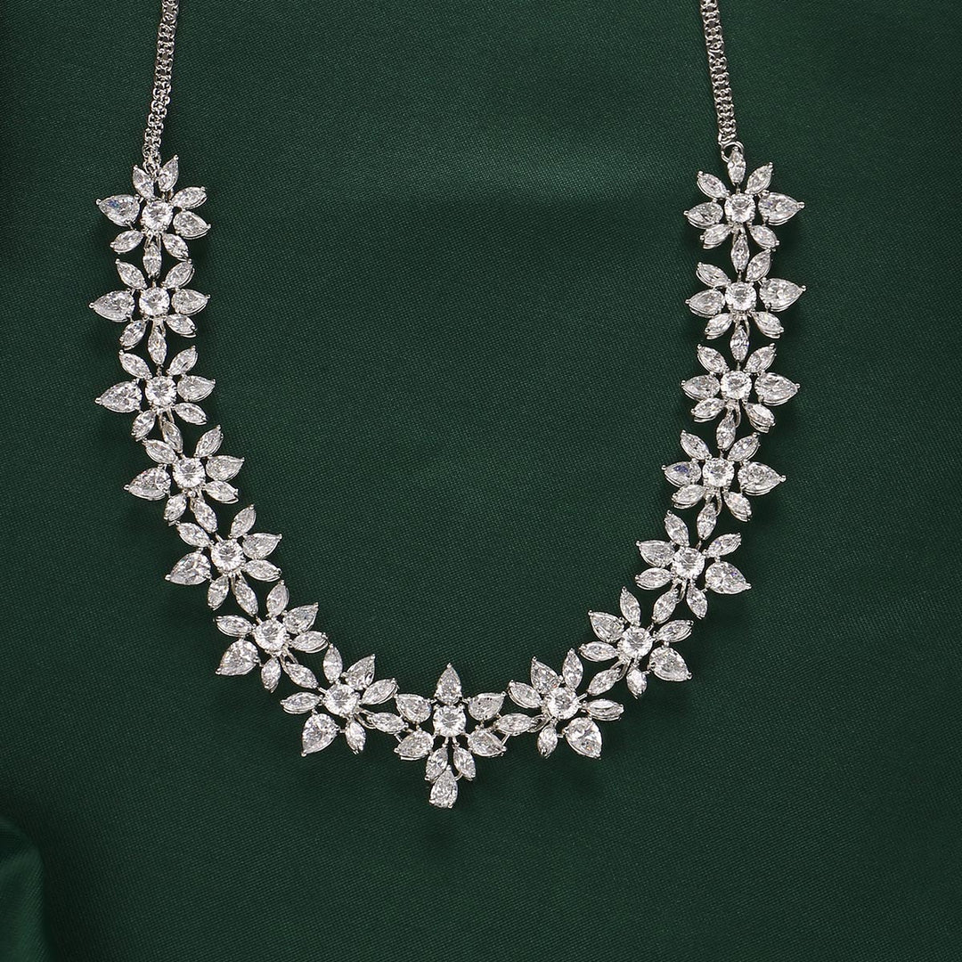 Chic Short Necklace Set