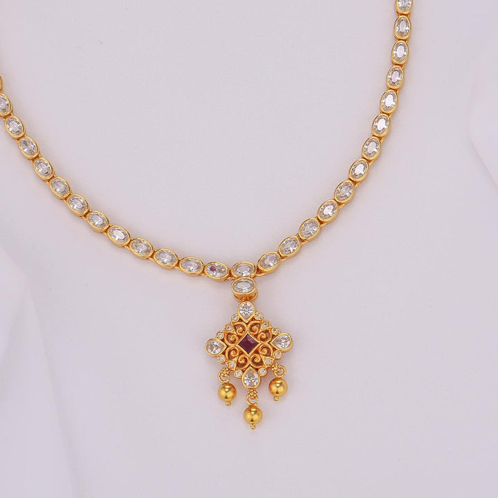 Garnet Glow Short Necklace