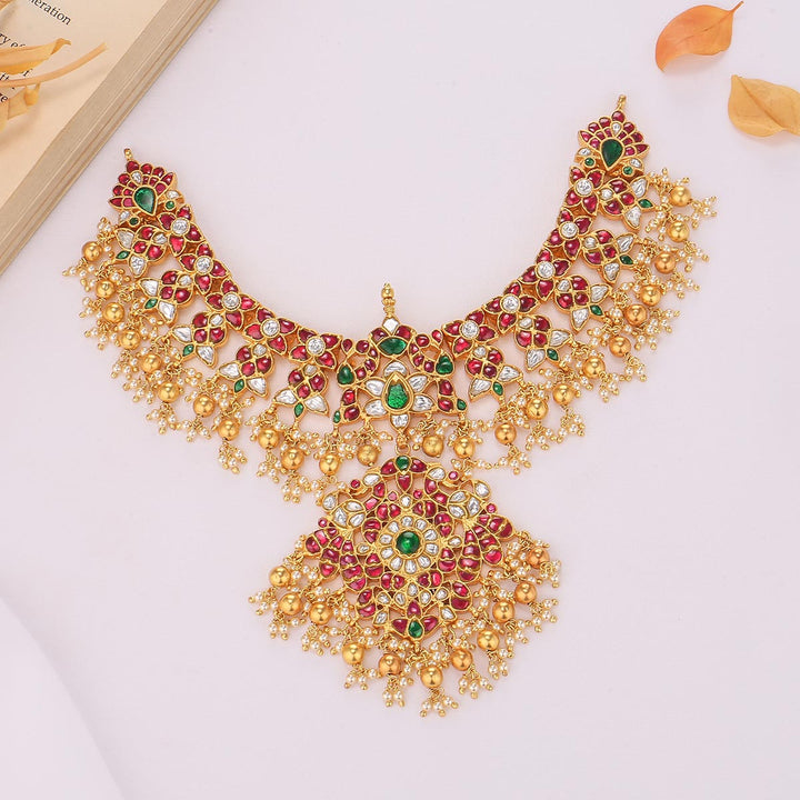 Vikshika Kundan Short Necklace