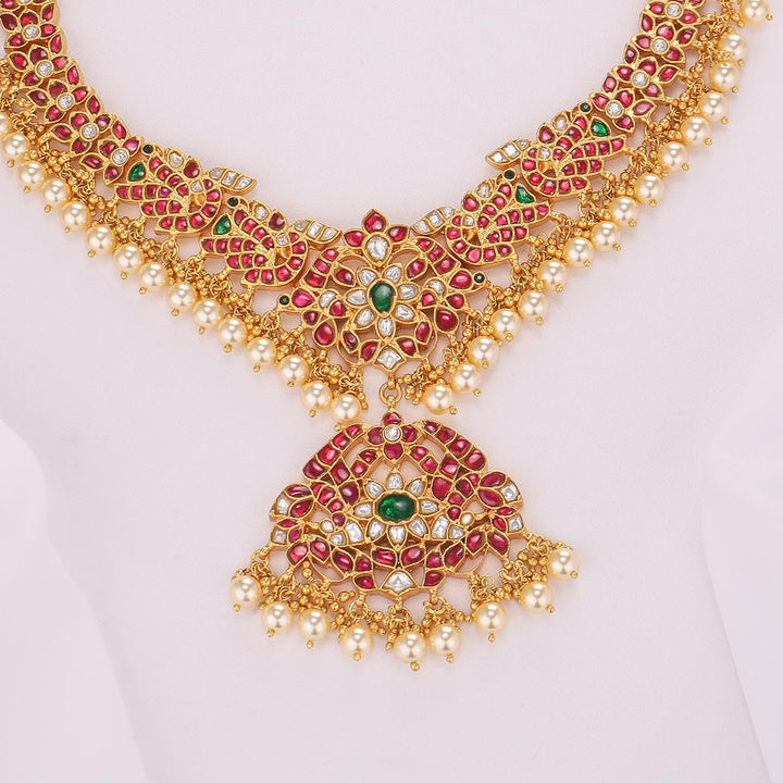 Aathiya Kundan Necklace
