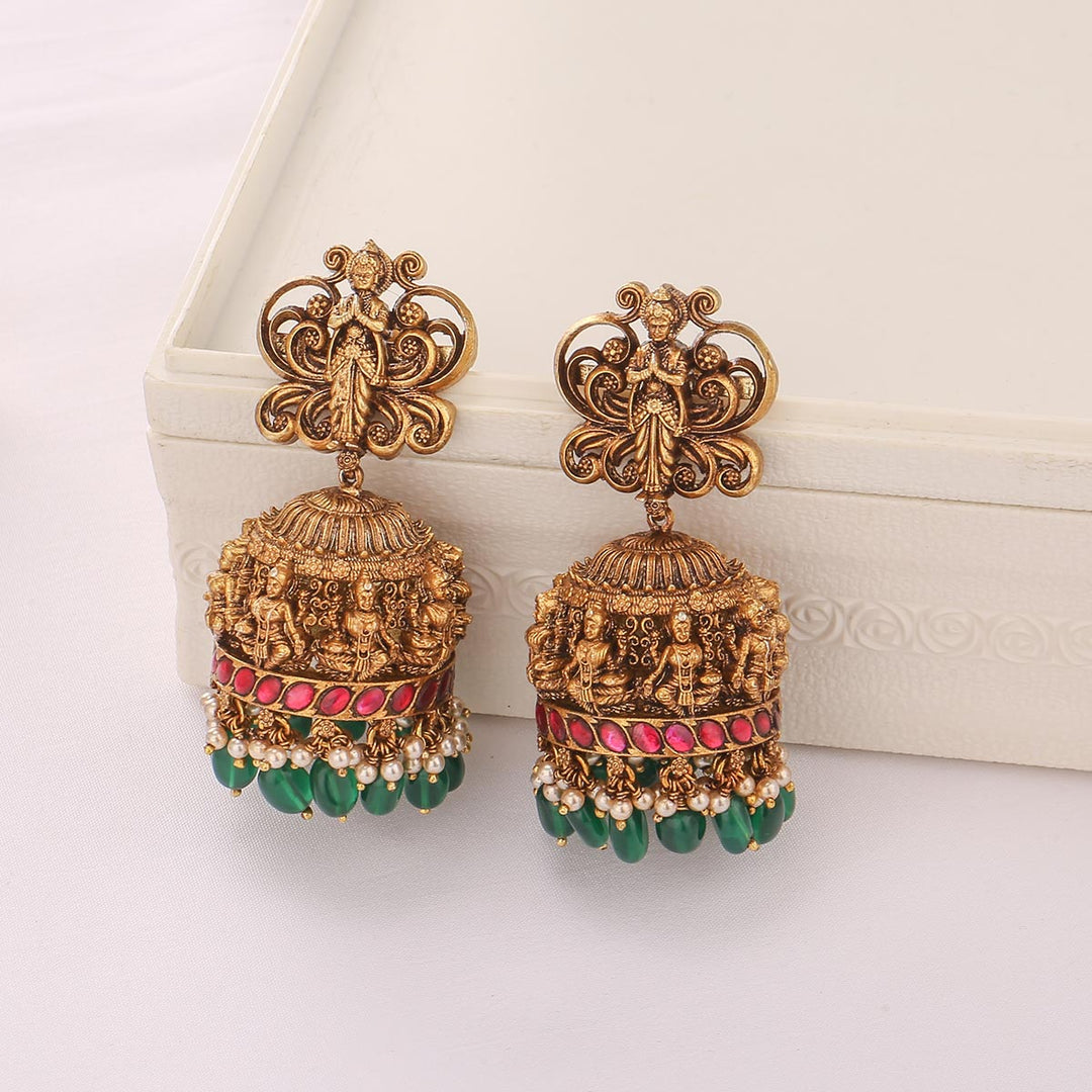 Aadhira Short Necklace Set