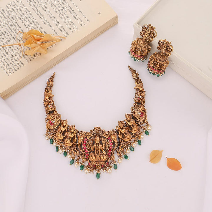 Aadhira Short Necklace Set