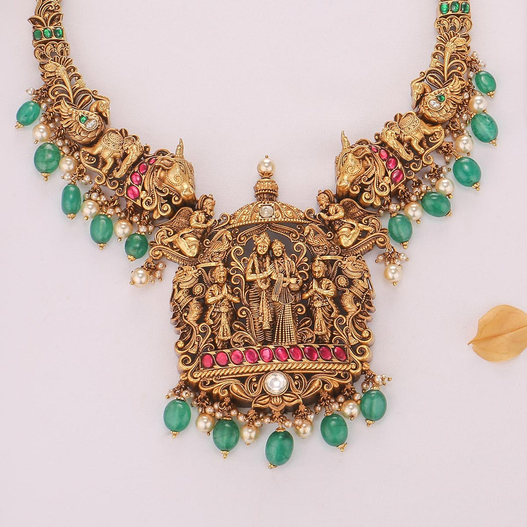 Pravshika Short Necklace Set
