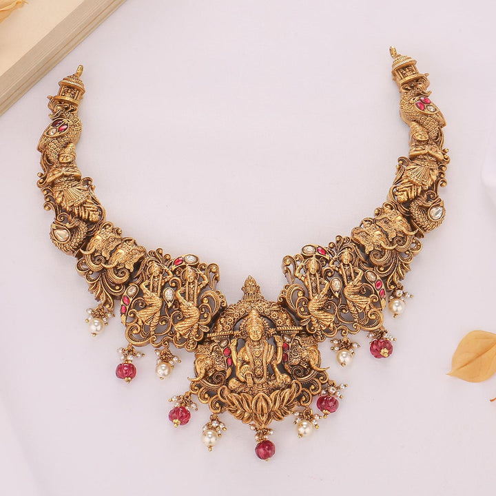Ishitha Nagas Short Necklace