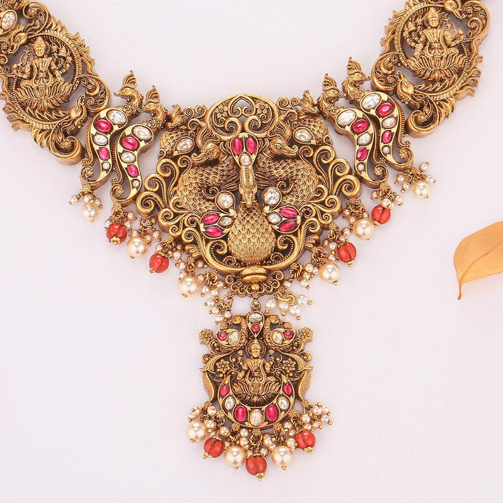 Ridhya Nagas Short Necklace