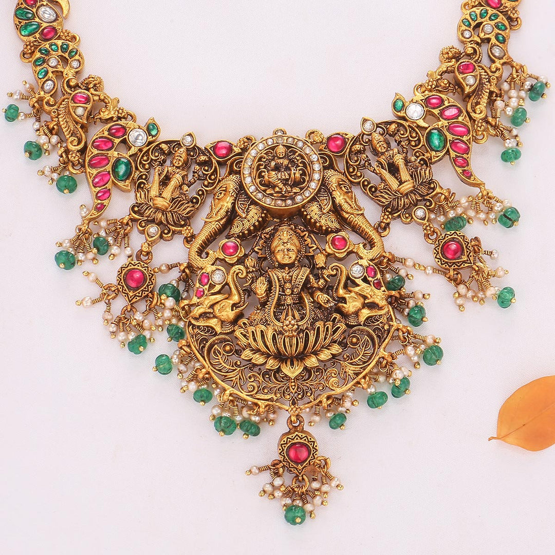 Prasna Nagas Short Necklace