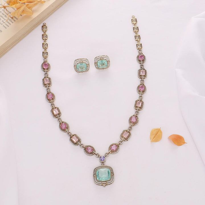 Fancy Look Long Necklace Set