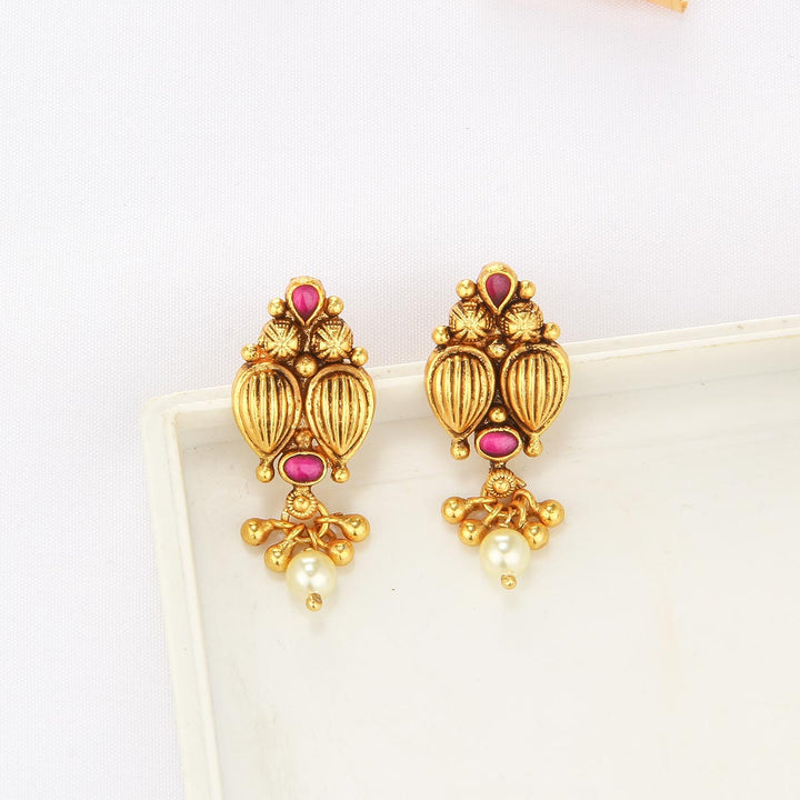 Shara Nagas Short Necklace Set