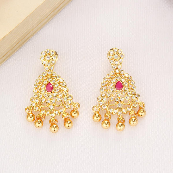 Aswaki Stone Short Necklace Set