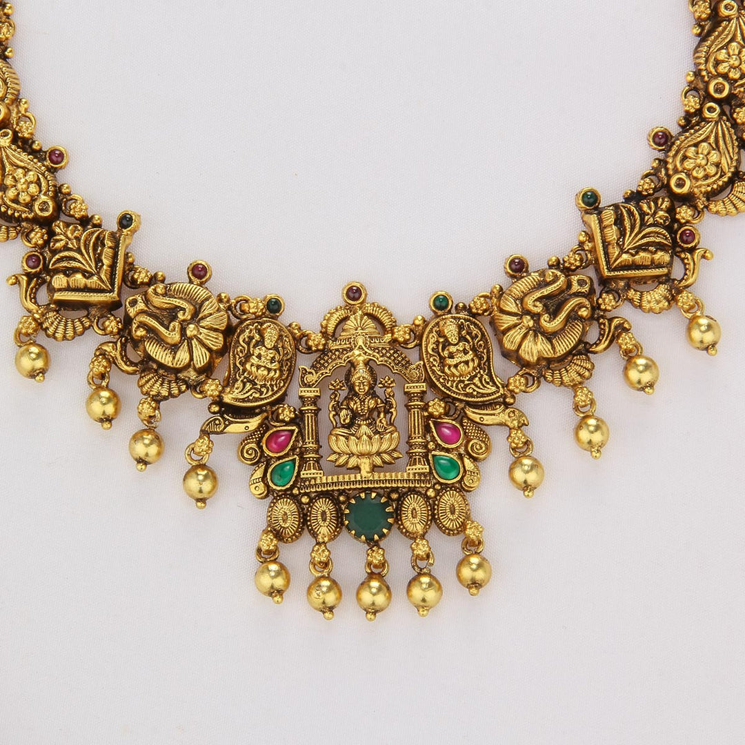 Elegance Nagas Short Necklace