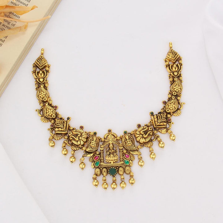 Elegance Nagas Short Necklace