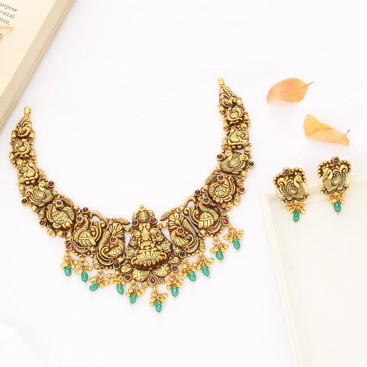 Timeless Nagas Short Necklace Set