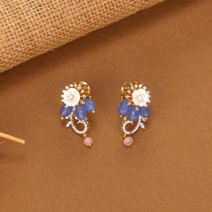 Chic & Fabulous Avikam Short Necklace Set