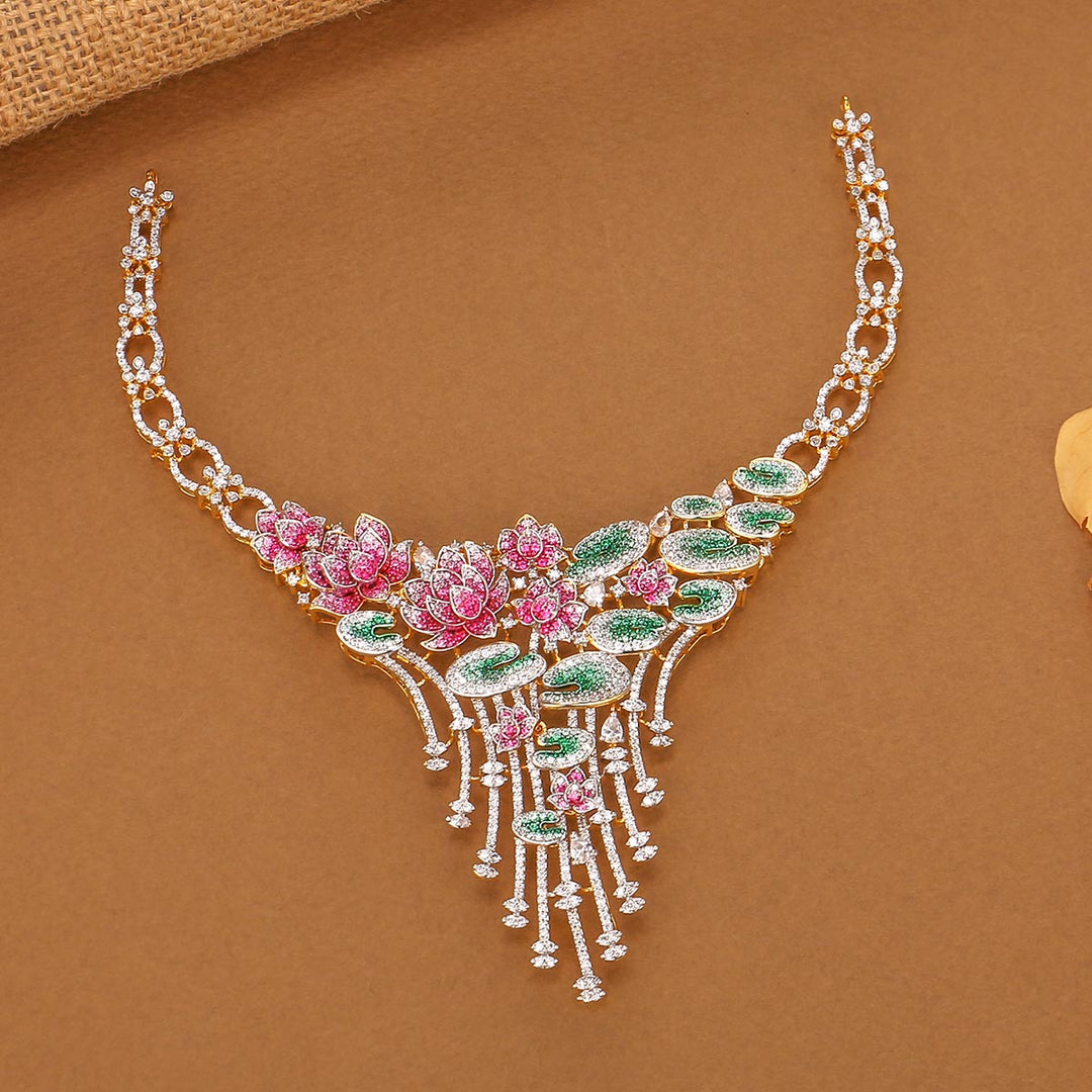 Trendy Glow Avikam Short Necklace Set