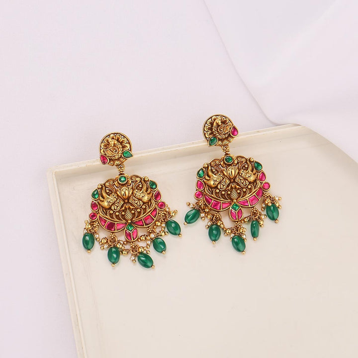 Vikshara Nagas Long Necklace Set