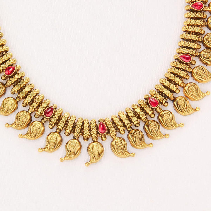Aayra Nagas Short Necklace