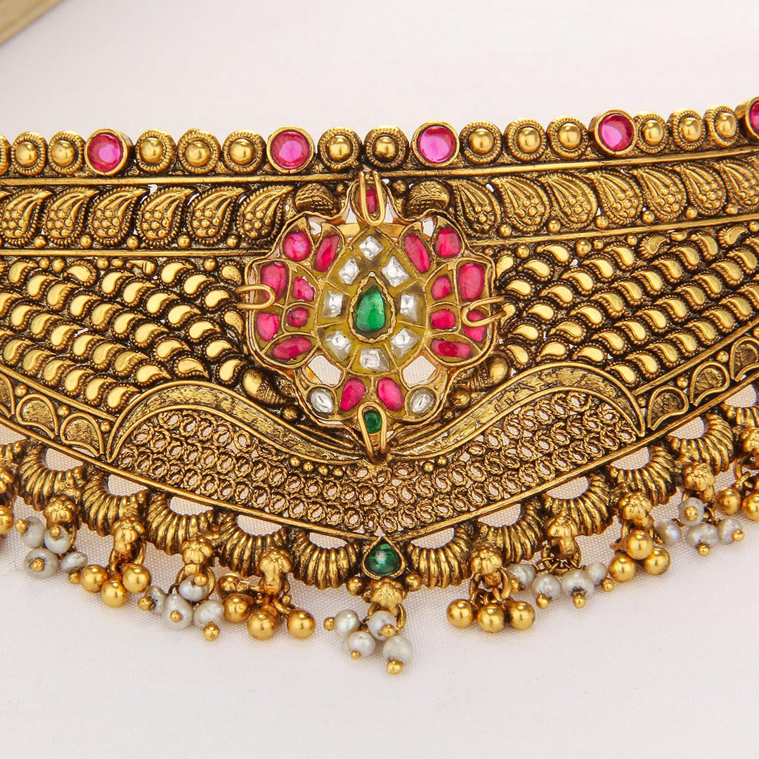 Ellisha Nagas Choker